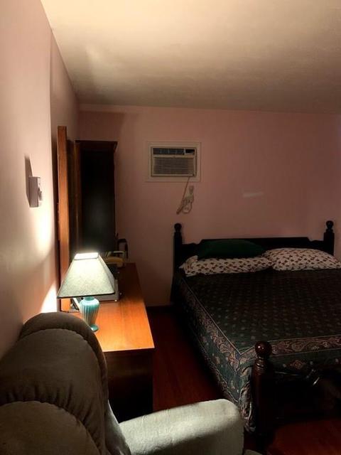 36 Bostwick Ln, Chicopee, MA 01020 photo 12