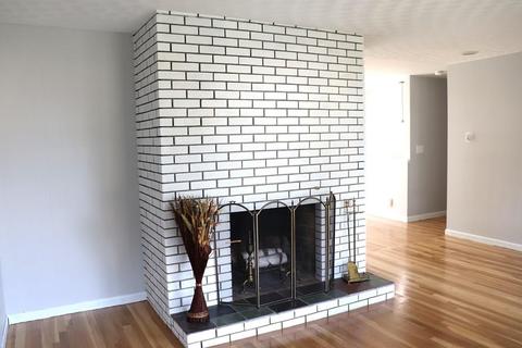 31 Robin Rd, Worcester, MA 01604 photo 9