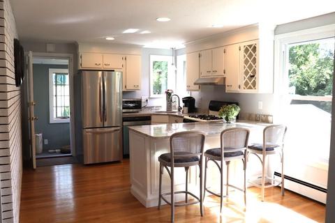 31 Robin Rd, Worcester, MA 01604 photo 3