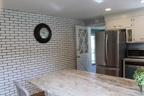 31 Robin Rd, Worcester, MA 01604 photo 7