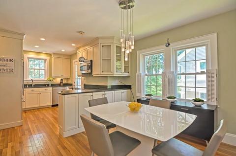 163 Laurel Dr, Needham, MA 02492 photo 2