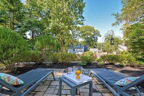 163 Laurel Dr, Needham, MA 02492 photo 17