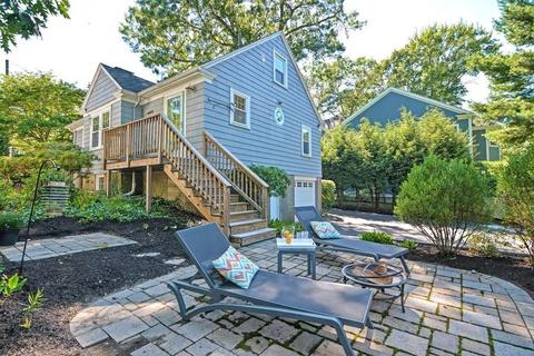 163 Laurel Dr, Needham, MA 02492 photo 18