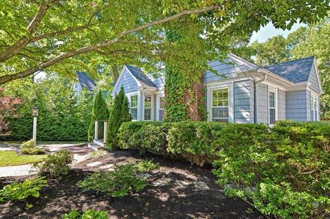 163 Laurel Dr, Needham, MA 02492 photo 5