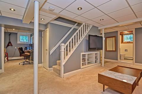 163 Laurel Dr, Needham, MA 02492 photo 33