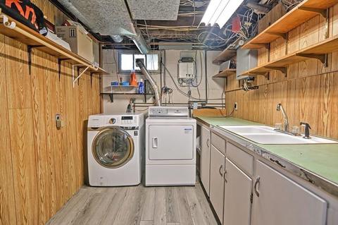 163 Laurel Dr, Needham, MA 02492 photo 40