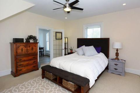 35 Middle St #3, Gloucester, MA 01930 photo 5