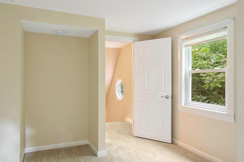 28 Marlboro St, Maynard, MA 01754 photo 25