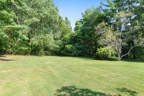 28 Marlboro St, Maynard, MA 01754 photo 2