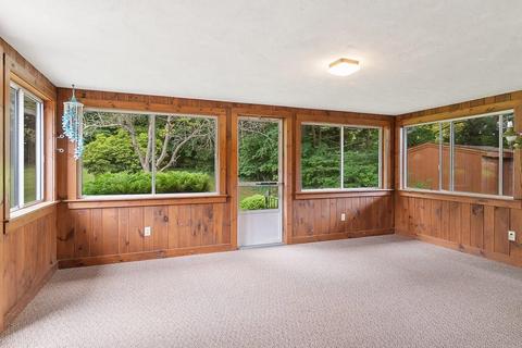 28 Marlboro St, Maynard, MA 01754 photo 21
