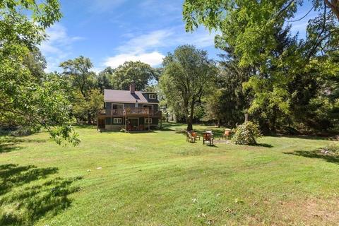 174 Cherry St, Wenham, MA 01984 photo 3