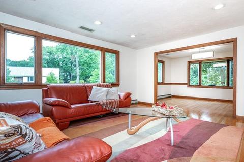 15 Myrtle St, Needham, MA 02492 photo 5