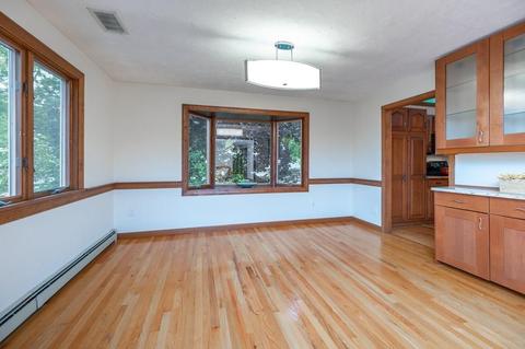 15 Myrtle St, Needham, MA 02492 photo 9