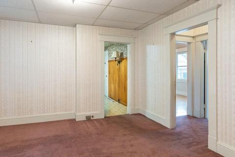 90 Merida St, Springfield, MA 01104 photo 10