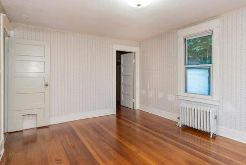 90 Merida St, Springfield, MA 01104 photo 17