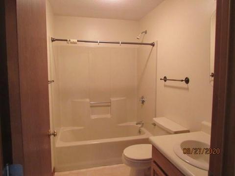 489 Elsbree St #14, Fall River, MA 02720 photo 9