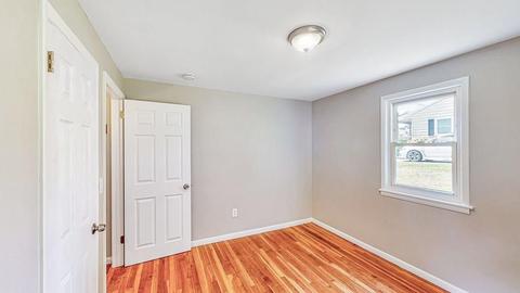 120 Cobb Ave, Chicopee, MA 01013 photo 24