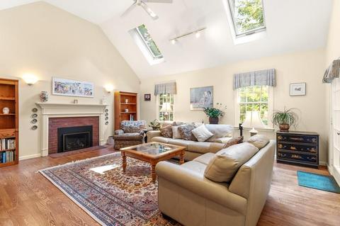 4 Hazelnut St, Acton, MA 01720 photo 7