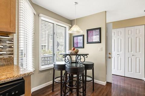 700 Shore Dr #805, Fall River, MA 02721 photo 5