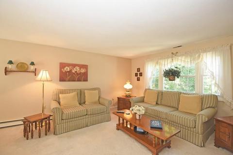 5 Egan Ave, Worcester, MA 01604 photo 2