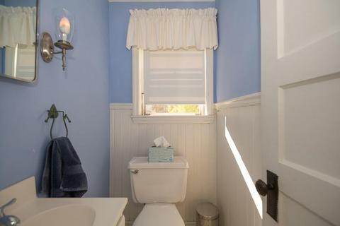 2 Cornell St, Worcester, MA 01602 photo 25