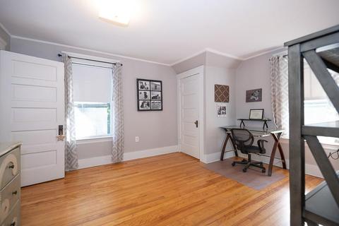 2 Cornell St, Worcester, MA 01602 photo 5