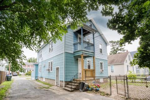 70 Windemere St, Springfield, MA 01104 photo 2