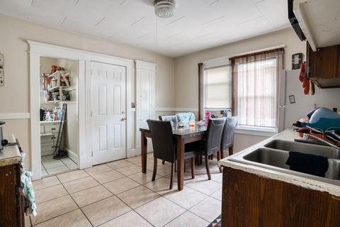 70 Windemere St, Springfield, MA 01104 photo 23