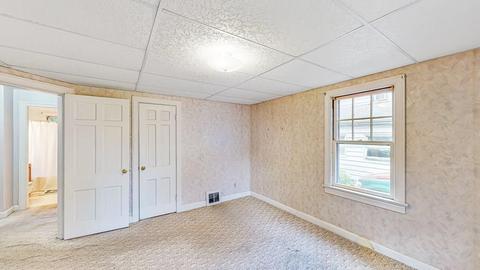 210 Windemere St, Springfield, MA 01104 photo 17