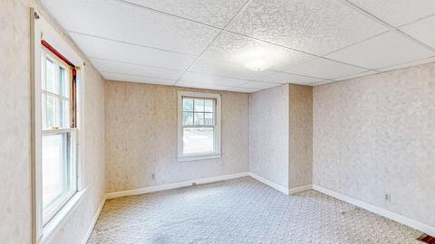 210 Windemere St, Springfield, MA 01104 photo 16