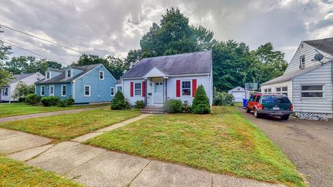 210 Windemere St, Springfield, MA 01104 photo 27