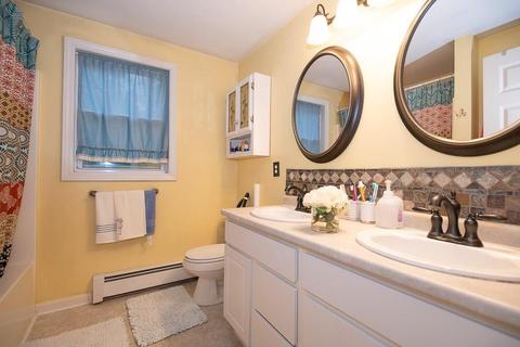 27 Onset St, Worcester, MA 01604 photo 26