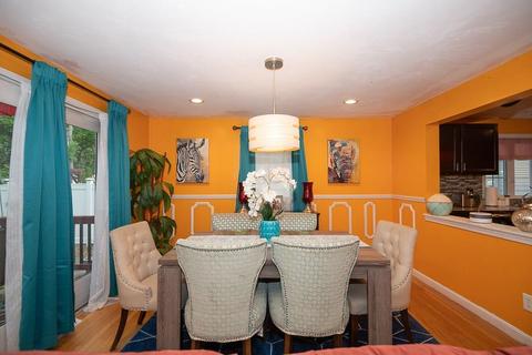 27 Onset St, Worcester, MA 01604 photo 9