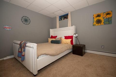 27 Onset St, Worcester, MA 01604 photo 25
