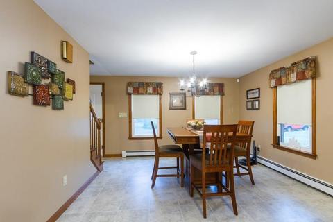 3 Nancy Ct, Blackstone, MA 01504 photo 8