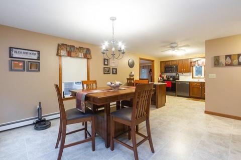 3 Nancy Ct, Blackstone, MA 01504 photo 7