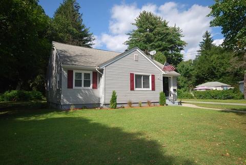 18 Wright St, Palmer, MA 01069 photo 3