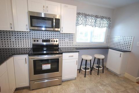 18 Wright St, Palmer, MA 01069 photo 5