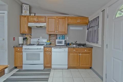 177 Hampden St, Springfield, MA 01151 photo 12