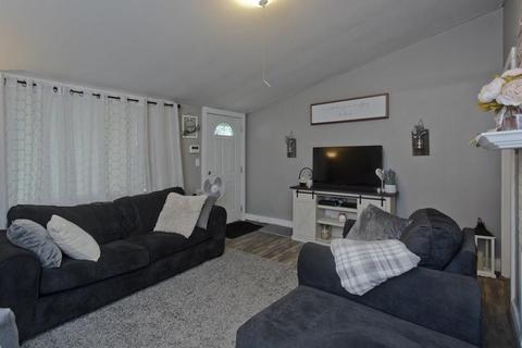177 Hampden St, Springfield, MA 01151 photo 2