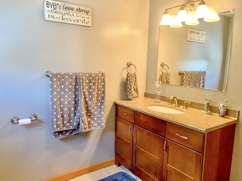 11 Arthur St, Chicopee, MA 01013 photo 22