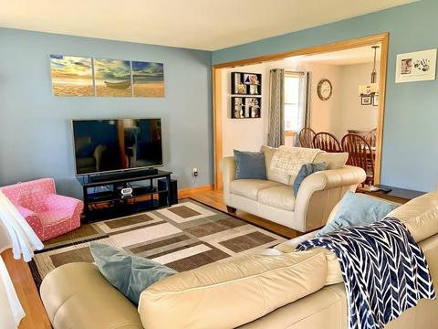 11 Arthur St, Chicopee, MA 01013 photo 8