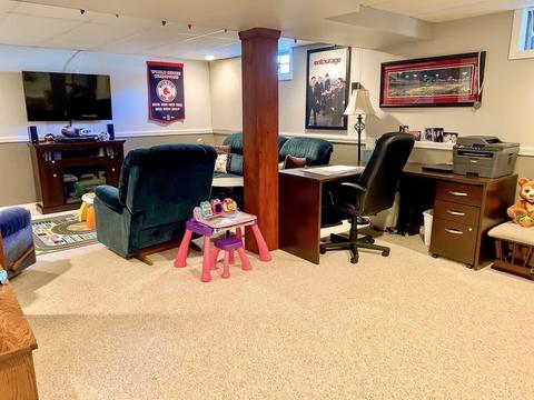 11 Arthur St, Chicopee, MA 01013 photo 25