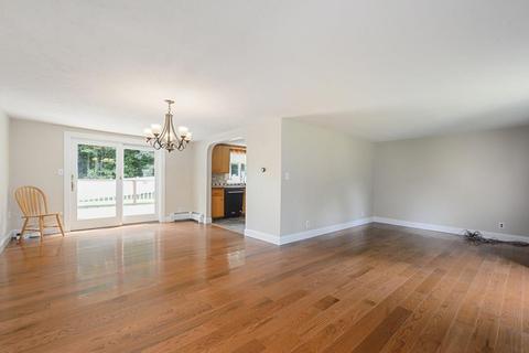 53 Sunset Dr, Raynham, MA 02767 photo 2