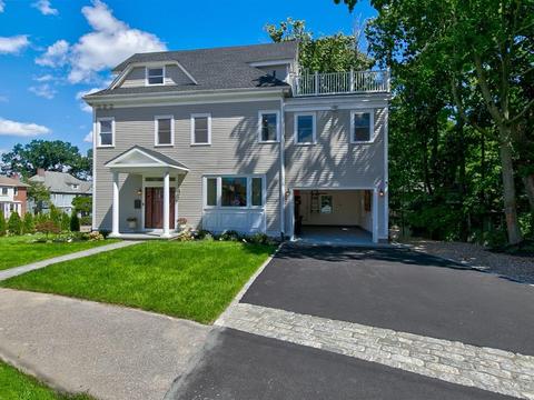 6 Kennard Rd, Brookline, MA 02445 photo 2