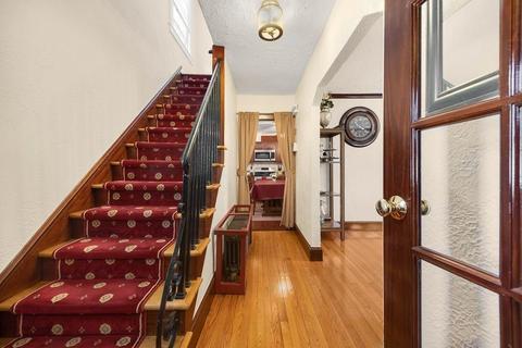 3 Silver St, Springfield, MA 01107 photo 14