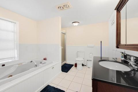 3 Silver St, Springfield, MA 01107 photo 18