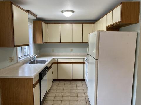 23 Old Stagecoach Rd #14, Epping, NH 03042 photo 3