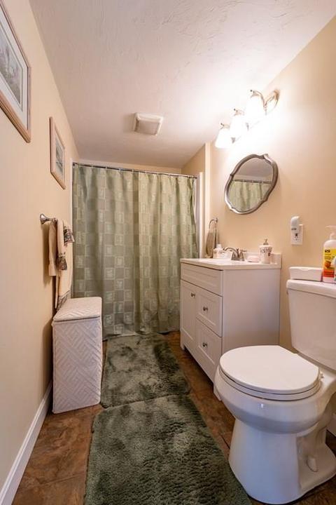 42 Wayne St, Worcester, MA 01603 photo 14