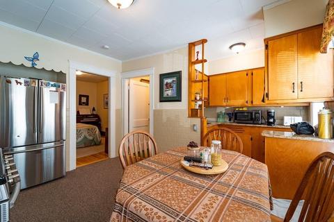 42 Wayne St, Worcester, MA 01603 photo 16